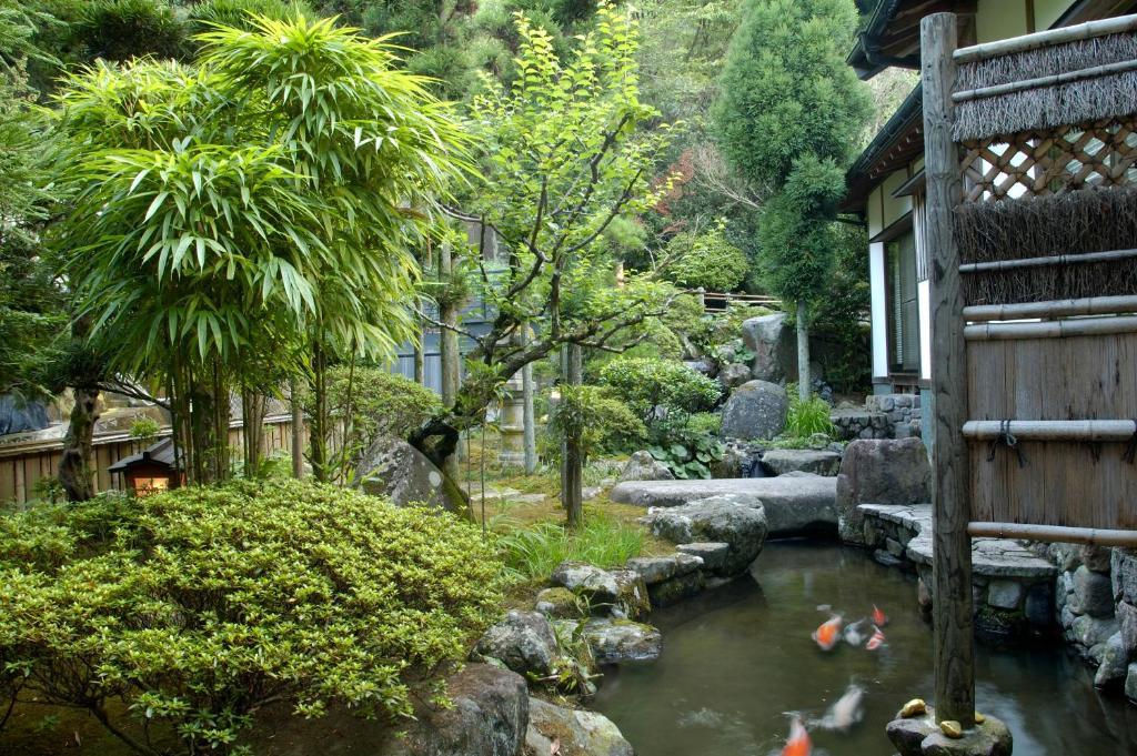 Beppu Showaen Exteriör bild