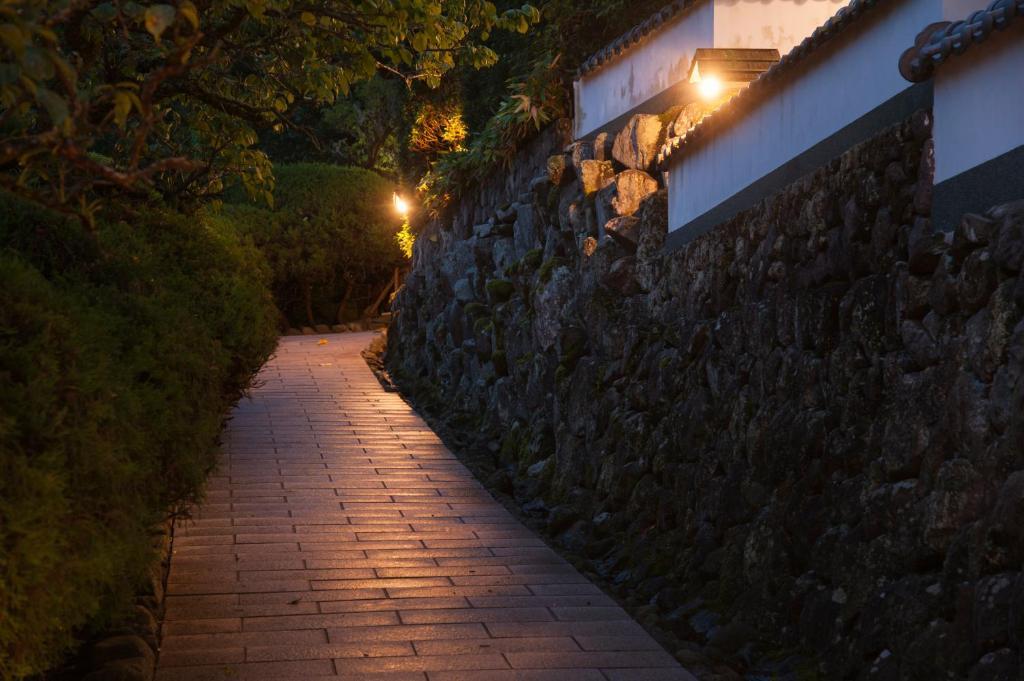 Beppu Showaen Exteriör bild